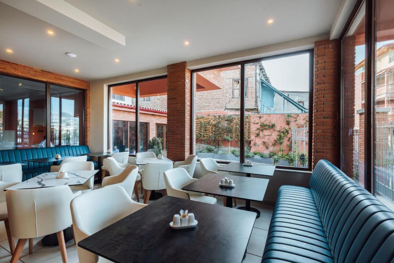 Reikartz King Tamar Tbilisi Hotel Екстериор снимка
