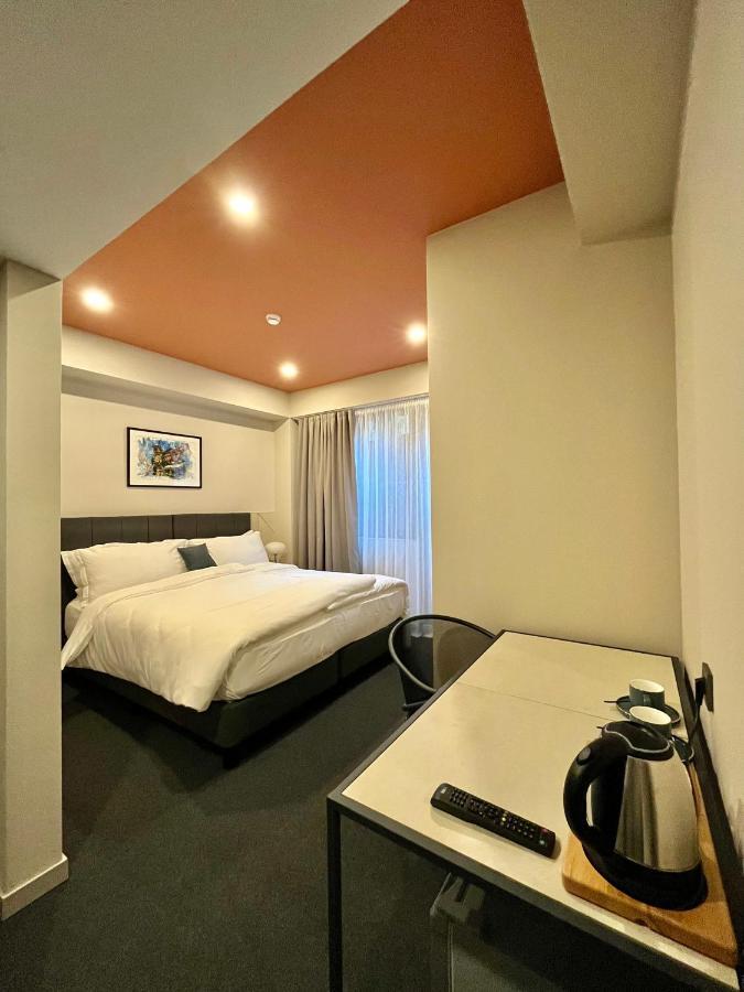 Reikartz King Tamar Tbilisi Hotel Екстериор снимка